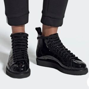 Adidas Superstar Wmns Limited Edition Sz 6.5 Boots